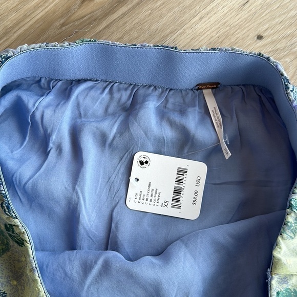 Free people Milly Asymmetrical Mini Skirt women’s sizes xs and large blue combo - Picture 7 of 7